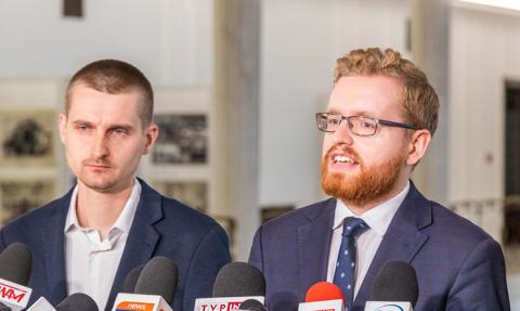 Standerski o karze dla X: To nowy rozdzia, ale KE musi działać szybciej