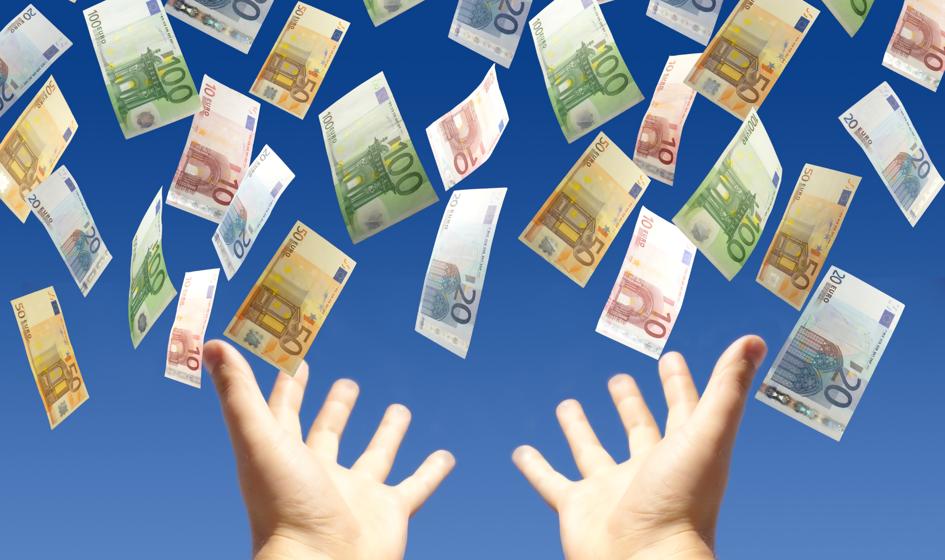 EBC znokautował euro. Dolar i frank rosną w siłę