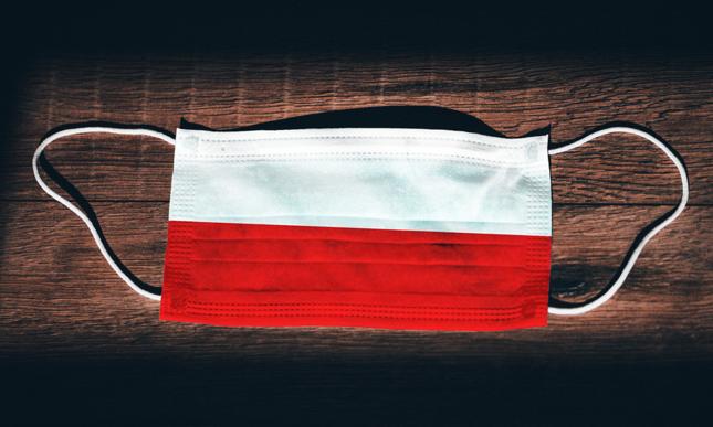 MR: W salonach piercingu trzeba będzie zostawić dane kontaktowe