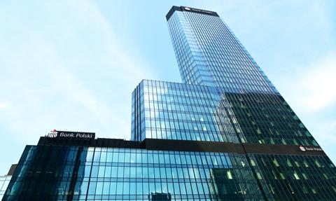 PKO BP zawarł pakiet umów dotyczących sekurytyzacji syntetycznej
