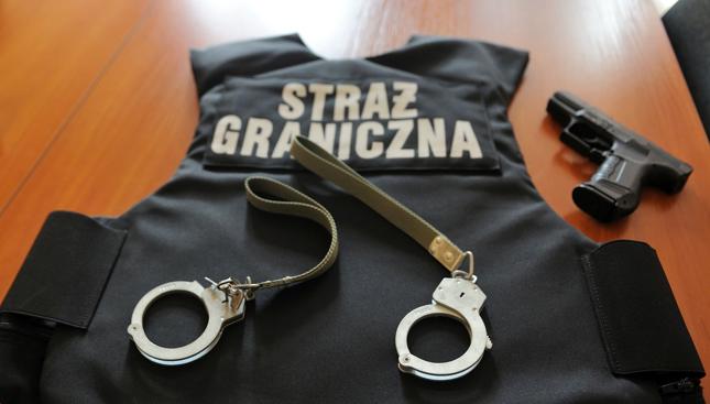 Straż Graniczna zabezpieczyła towar wart 30 mln zł, zatrzymano 15 cudzoziemców