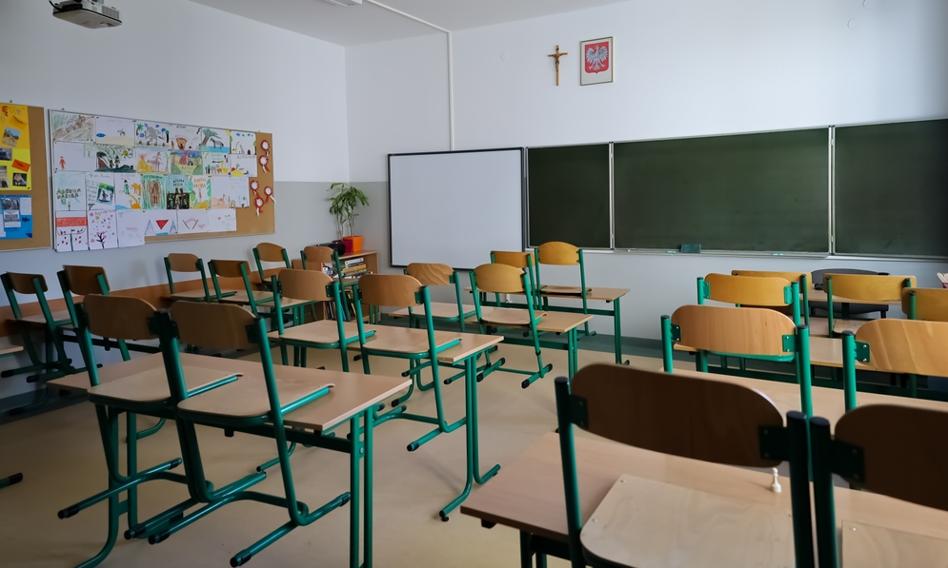 "Godziny czarnkowe" idą do kosza. Rząd spełnił postulaty nauczycieli