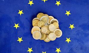 Strefa euro wychodzi z recesji? PKB drgnął w górę