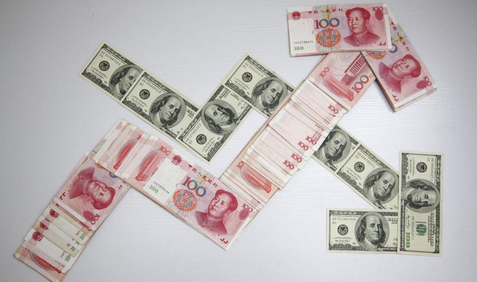 Juan nurkuje, Chiny interweniują