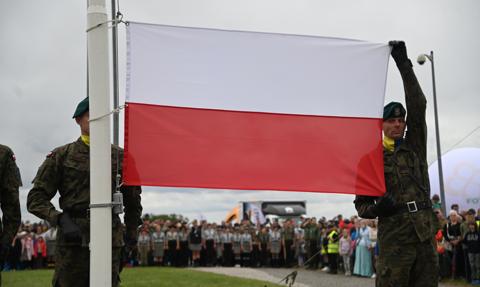 Podwyżki w wojsku. Szeregowy zarobi 6500 zł, generał ponad 22 tysiące