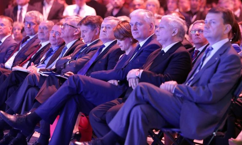 Konwencja PiS: zestawienie głównych propozycji z obszaru gospodarki i finansów