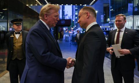 Przyjacielskie spotkanie Dudy z Trumpem. "Jesteśmy w stu procentach po stronie Polski"