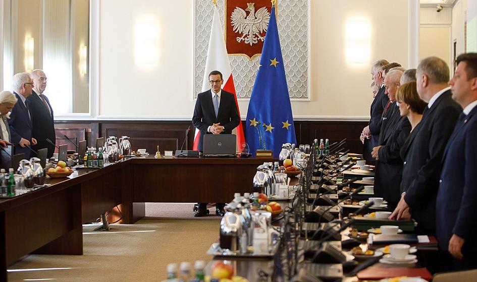 Płaca minimalna w górę do 3010 zł w 2022 roku. Rząd przyjął projekt