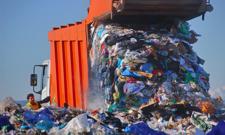Kryzys śmieciowy we Włoszech. Część odpadów będzie trafiać do Holandii