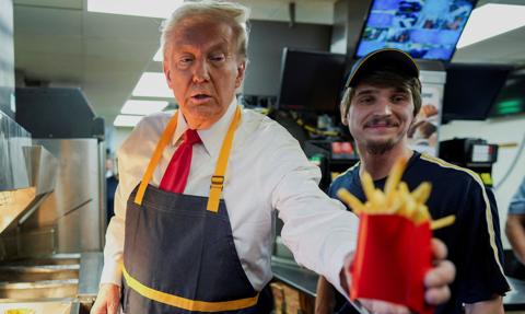 Fast food i polityka. McDonald’s zbliża się do Trumpa i rusza z masową rekrutacją