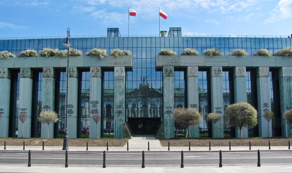 Sąd: sprawę umowy rachunku maklerskiego w duńskim banku może rozstrzygać polski sąd