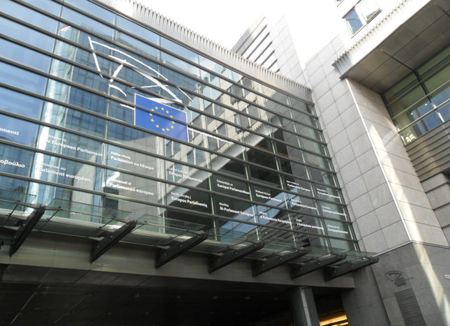 Jeden z zamachowców z Brukseli w przeszłości sprzątał w PE