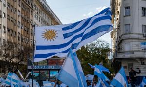 Argentyna zniosła podatek dochodowy. Inflacja lubi to