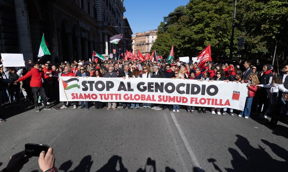 Włosi idą na ostro. Strajk generalny w proteście przeciwko zablokowaniu flotylli dla Gazy