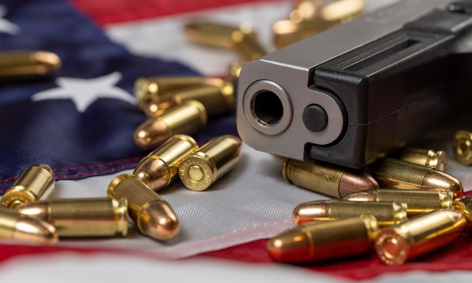 Sąd Najwyższy USA zniósł restrykcje na noszenie broni w miejscach publicznych