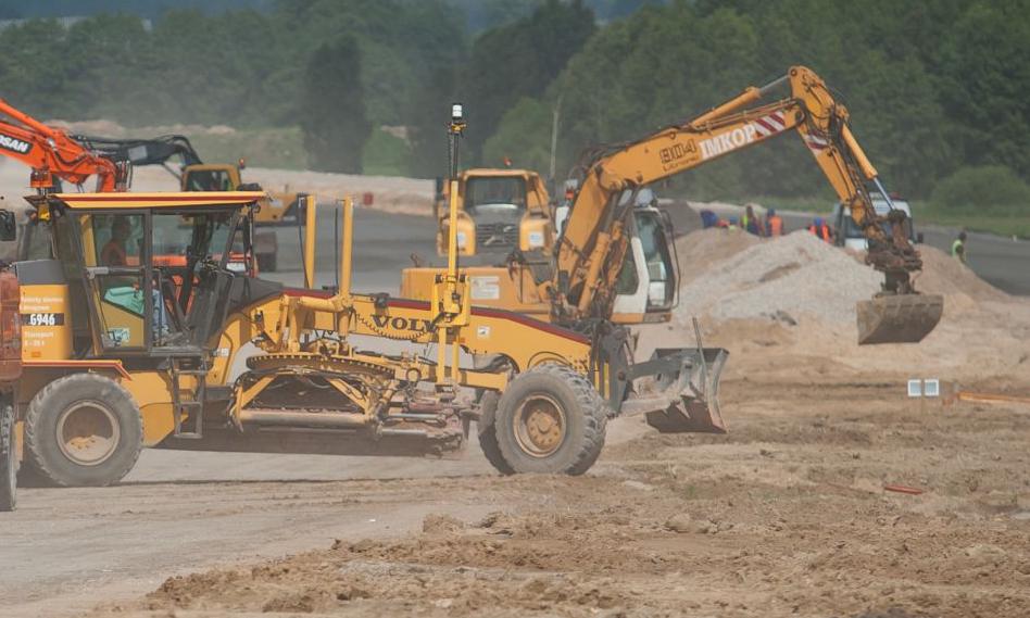Miliony euro dofinansowania na budowę 17 km drogi S17