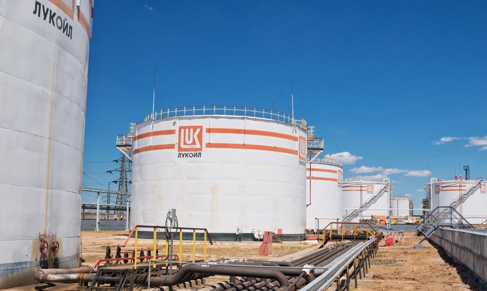 Ukraińskie drony rozbijają petrobiznes Moskwy. Rosja ma problem z dostawami do Afryki