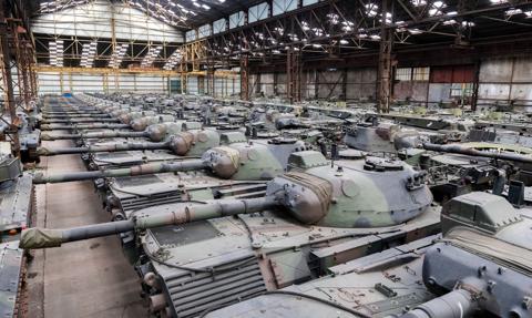 "The Economist": Wojna na Ukrainie wywołała boom w europejskim przemyśle zbrojeniowym