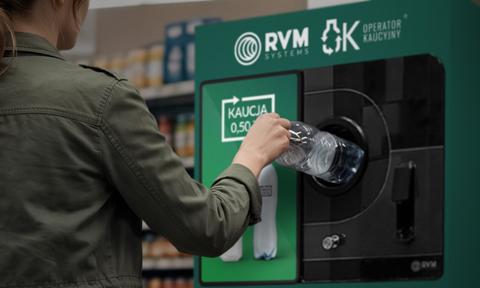 Kaucje: małe sklepy długo na to czekały. Dostaną automaty bez opłat i inwestycji