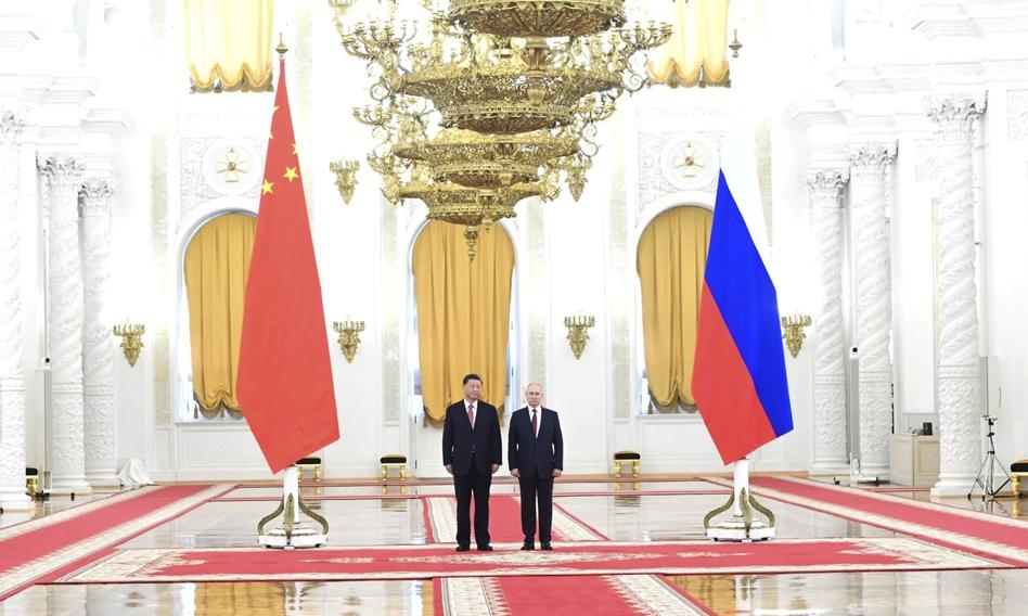 Chiny weszły na "nowy model stosunków międzynarodowych" z Rosją