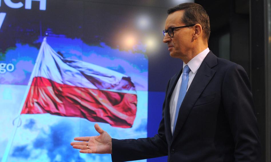 PiS wypłacił nagrody już po przegranych wyborach. Też im się "po prostu należały"?