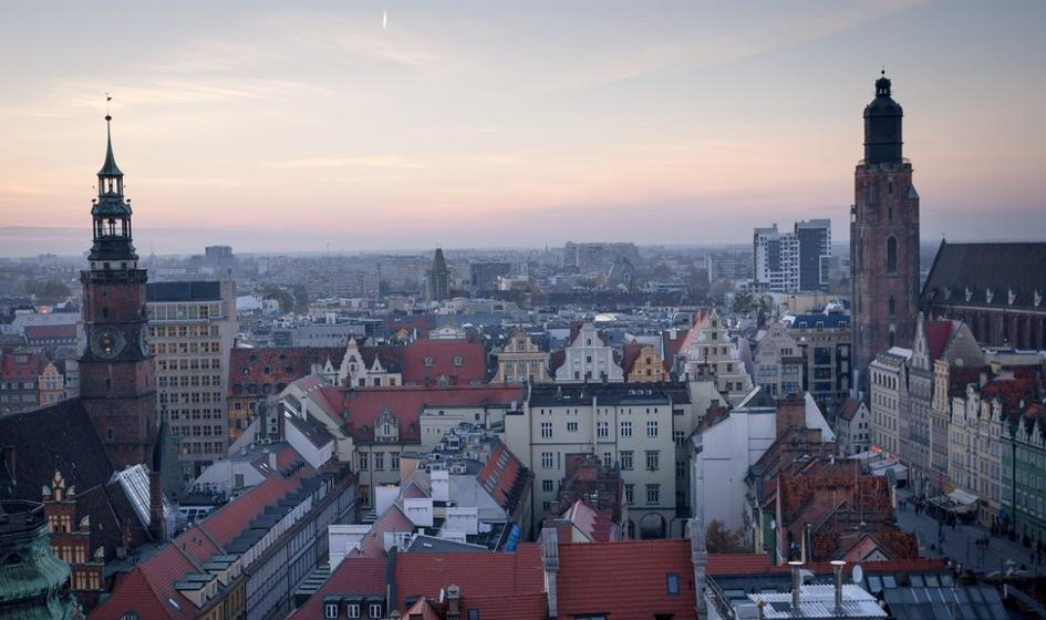 „Financial Times”: Polska przyciąga banki
