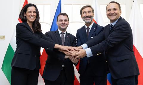 „Grupa Wyszehradzka wróciła”. Sikorski ogłasza przełom i punktuje działania Rosji