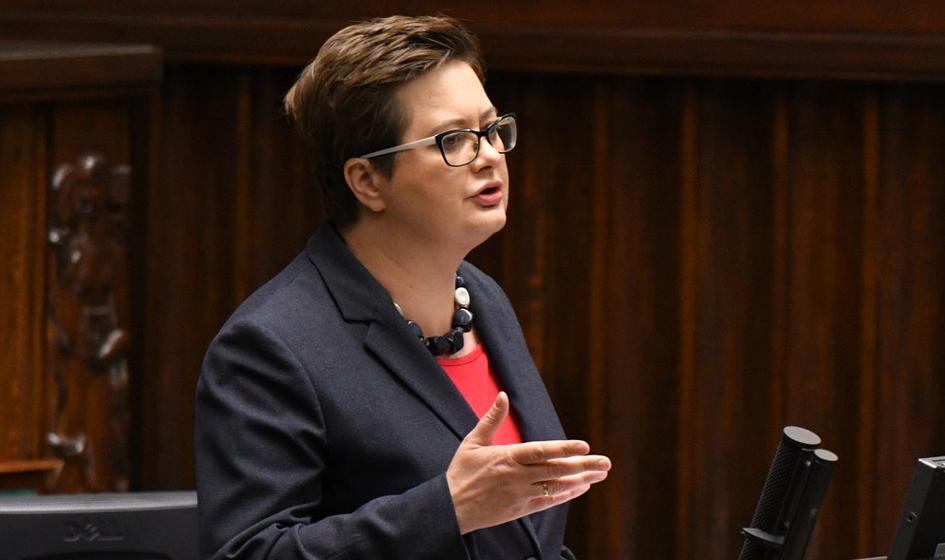 Lubnauer: Część posłów chce ograniczać prawo rodziców do wychowywania dzieci