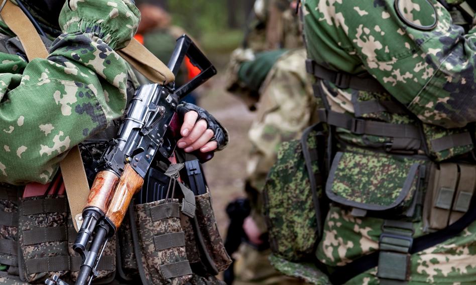 Wracają &quot;zielone ludziki&quot;. Rosja eskaluje na granicy z Estonią