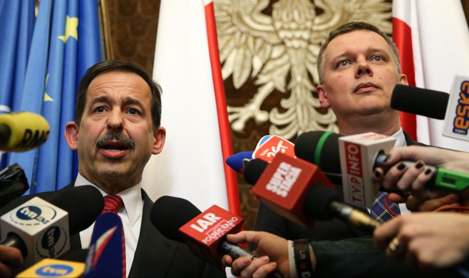 Siemoniak: Polska życzy sobie obecności amerykańskich żołnierzy