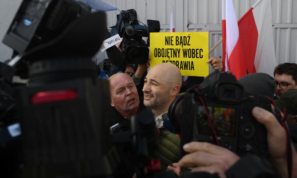 "GW": Pieniądze od Funduszu Sprawiedliwości szły na prywatne wydatki księdza Michała Olszewskiego