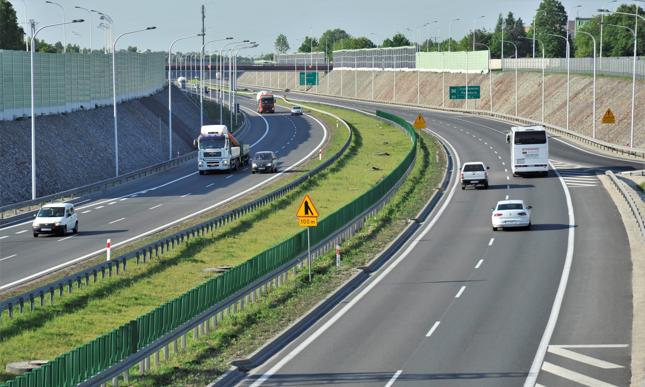Od 1 października kierowcy nie będą musieli wozić ze sobą dowodu rejestracyjnego i OC