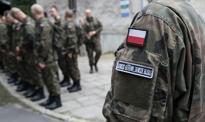 Tysiące chętnych, pensje nawet 22 tys. zł i stabilna praca. Wojsko kusi Polaków
