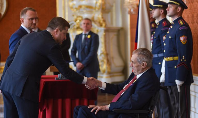 „Gołąba“ jako nového prezidenta České centrální banky.  ČNB zasáhla do posílení korony