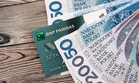 BNP podbija stawkę. Daje 1100 zł za założenie konta i bezpłatną kartę