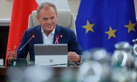 Rząd kontra afera Nawrockiego. Będą rekomendacje przeciwko oszustwom wobec osób starszych