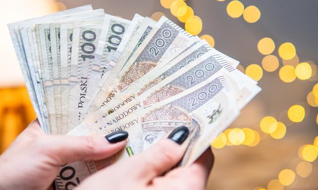 Chcesz obniżyć zużycie energii w firmie? Dają na to dotacje. Miliony do wzięcia