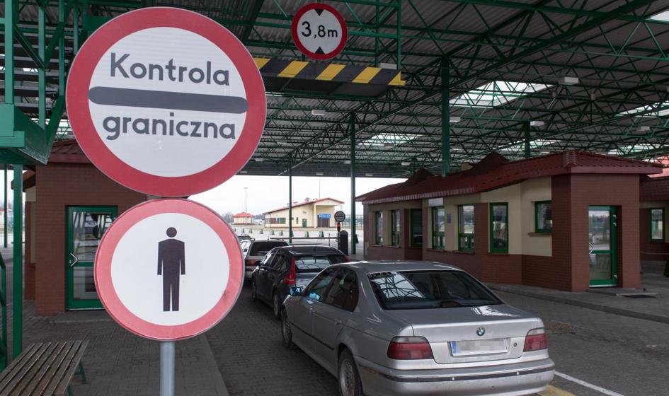 KAS: Rosjanie w Polsce i innych krajach UE kupują coraz więcej