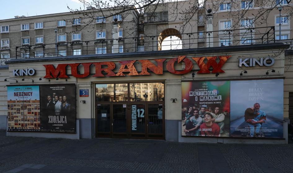 Warszawa: kina studyjne otwarte od 21 maja, multipleksy - w kolejnym tygodniu