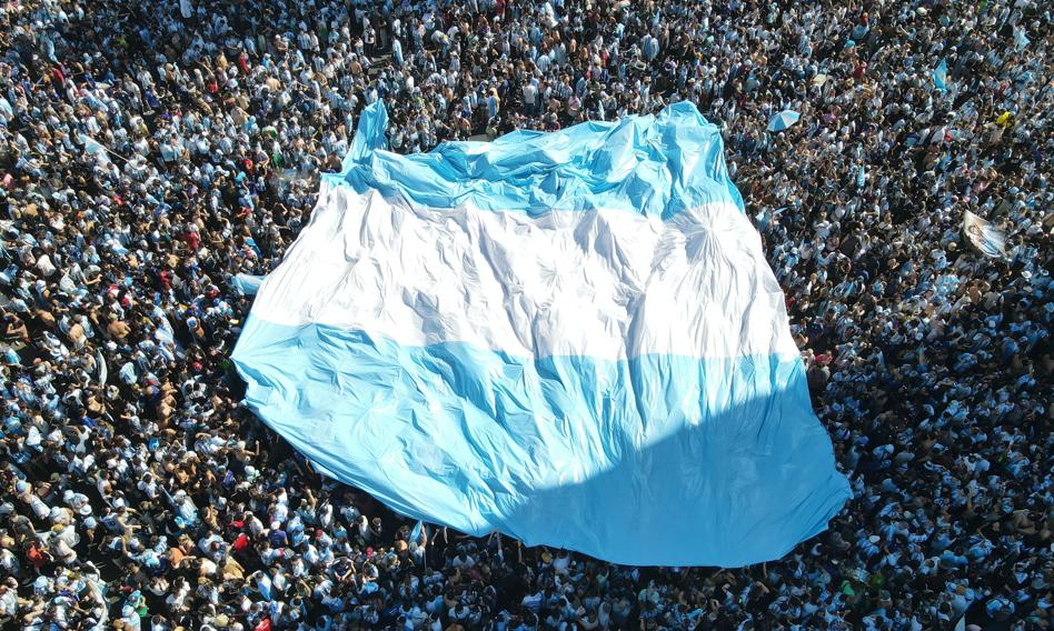 Argentyna ostro tnie stopy procentowe. Czy uda się jej wygrać z inflacją?