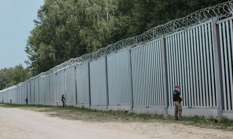 Straż Graniczna: trwa budowa zapory elektronicznej na granicy z Białorusią