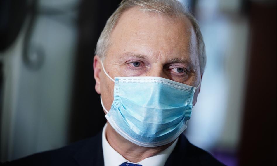 Kołakowski po rozmowie z Kaczyńskim: sprawa mojej obecności w PiS otwarta