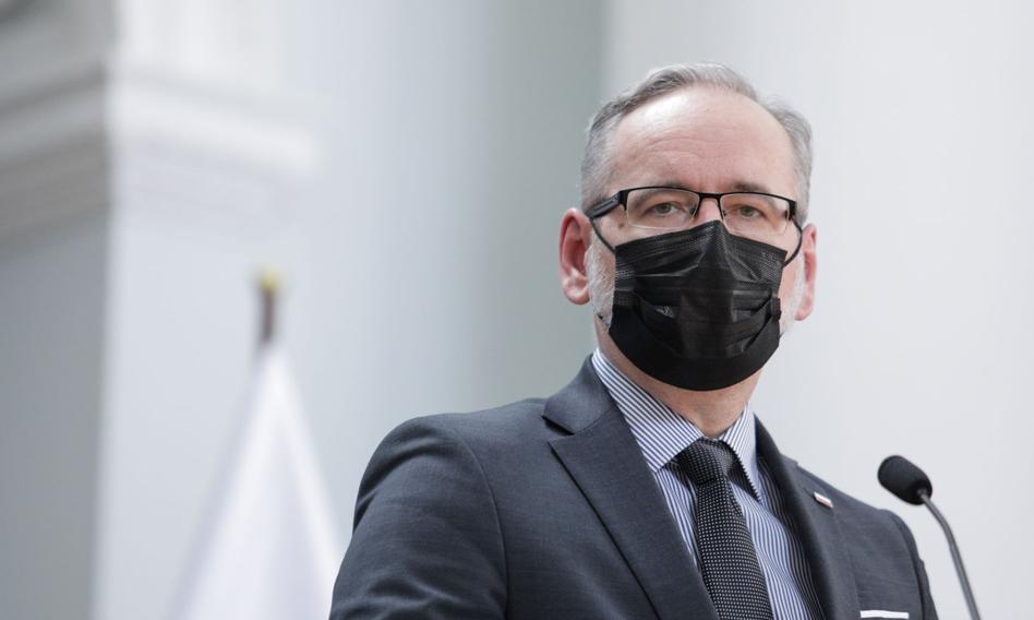 Niedzielski: Resort przygotowuje się na scenariusz kolejnej fali epidemii, choć jej prawdopodobieństwo nie jest wysokie