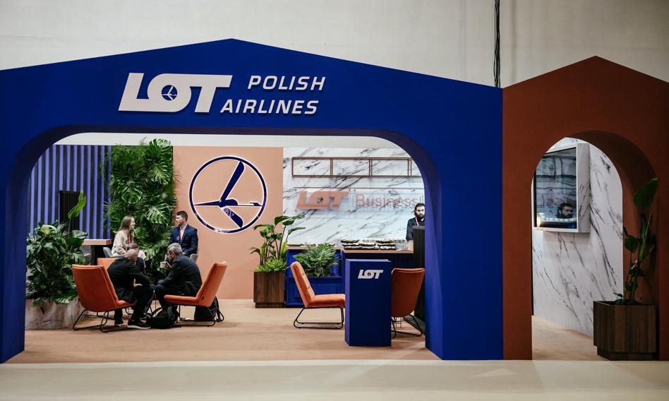 LOT i RARS podpisały umowę na realizację specjalnych lotów ratunkowych