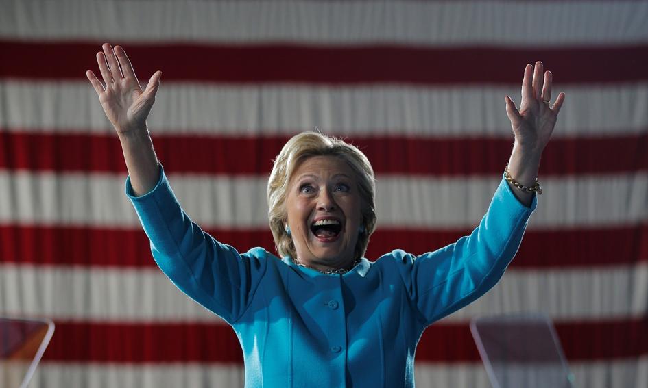 Clinton po opuszczeniu stanowiska miała dostęp do tajnych dokumentów