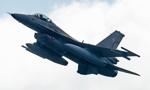 Ukraińscy piloci będą latać F-16. Podano termin końca szkolenia