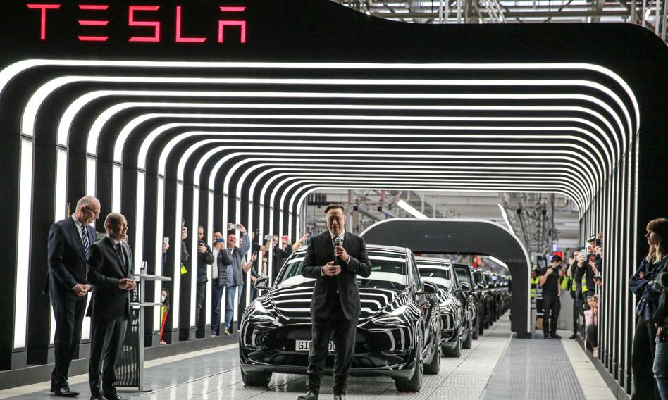 Alumetal będzie dostawcą Tesli. Ma umowę z Tesla Manufacturing Brandenburg