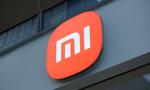 Xiaomi na zakręcie. Telefony nie schodzą, samochody ledwo dowożą, a kurs nurkuje