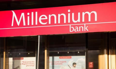 Bank Millennium obserwuje zgodny z oczekiwaniami trend realizacji celów strategicznych