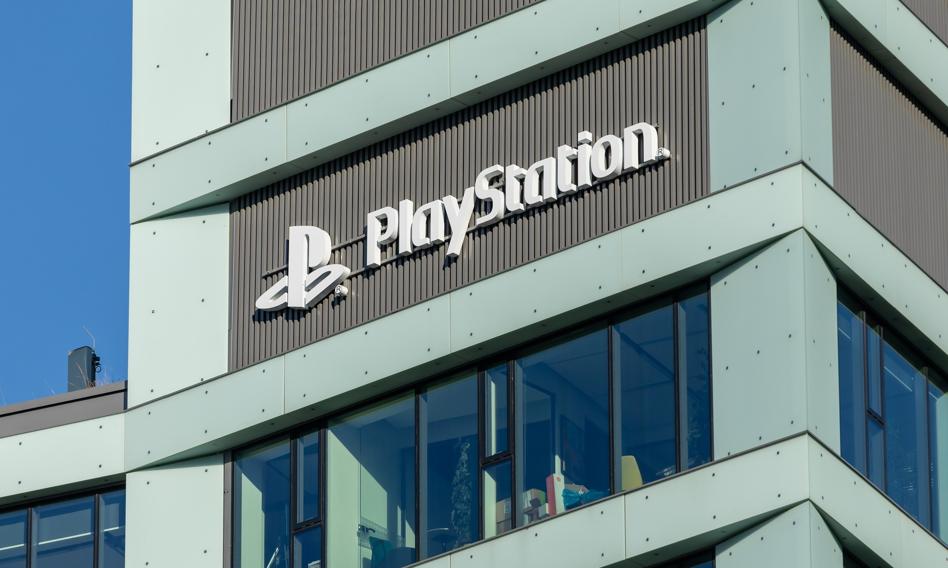 Likwidacja PlayStation Polska. Co z polskimi wersjami gier i wsparciem dla graczy?